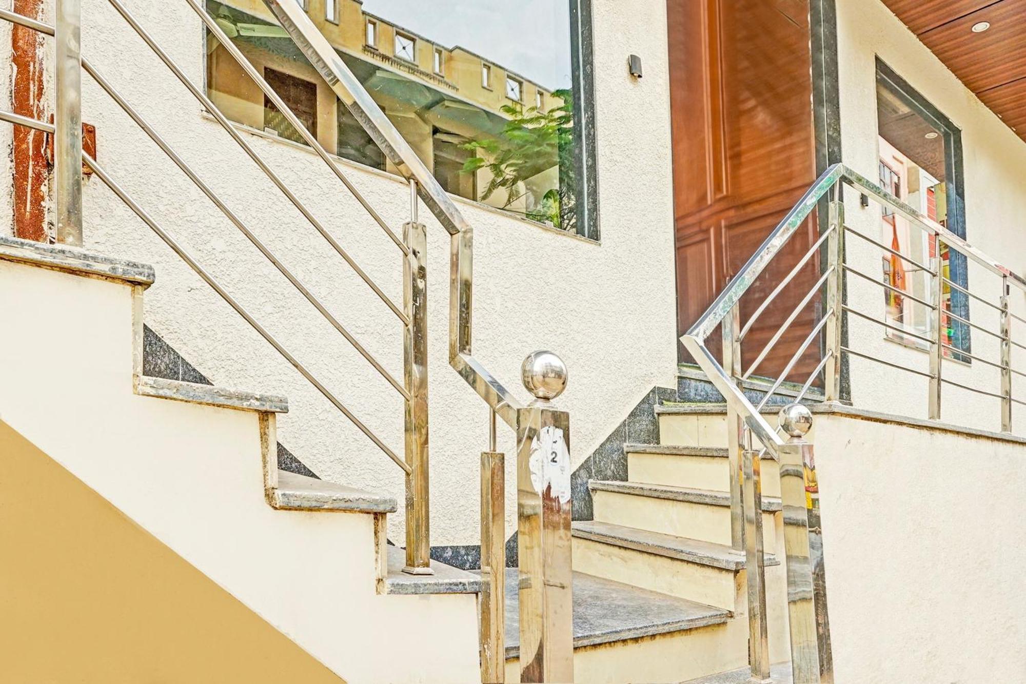 Hotel Townhouse Collectorate Circle Formerly Ld Prime Jaipur